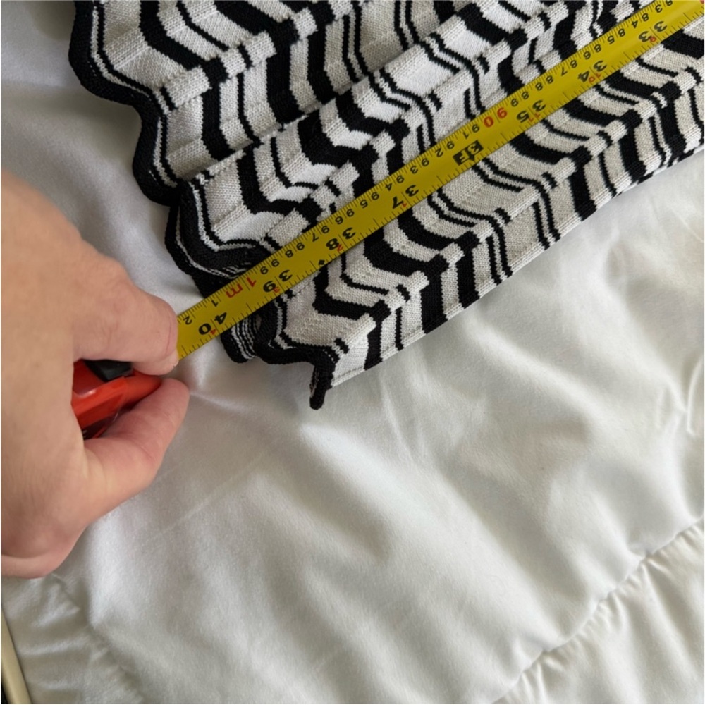 bebe Black White Stripe Mock Neck Bodycon Midi Dress Minimal 90s Chic Small‎ - Picture 16 of 16